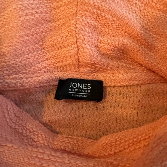 Jones New York Textured Cowl Neck Top – XL - Picture 4 of 6
